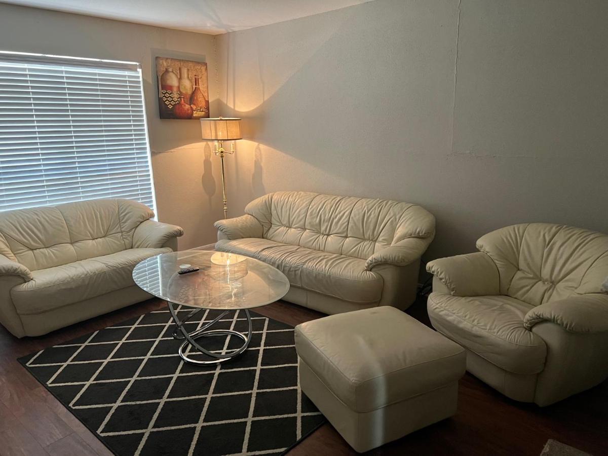 Lovely 1-Bedroom Townhome With Nice Amenities 휴스턴 외부 사진